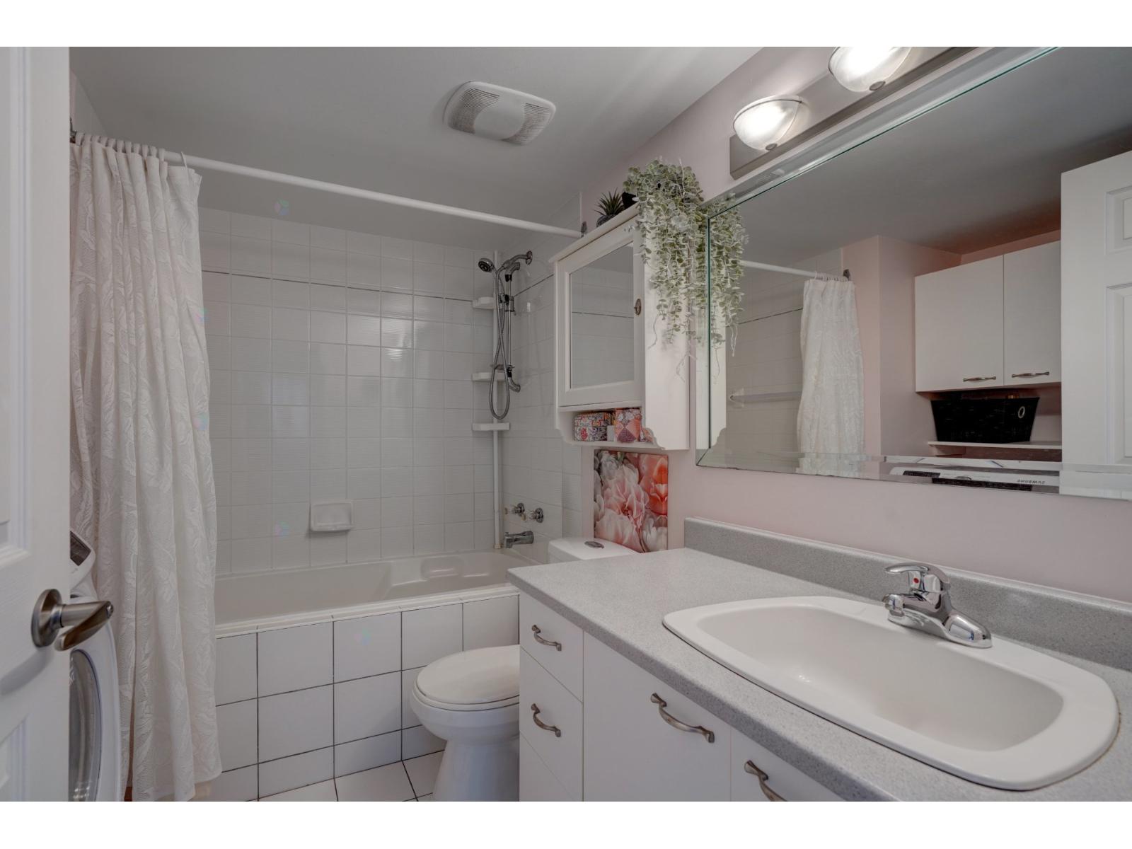 470 Rue Côté, #102 Property Photo 10