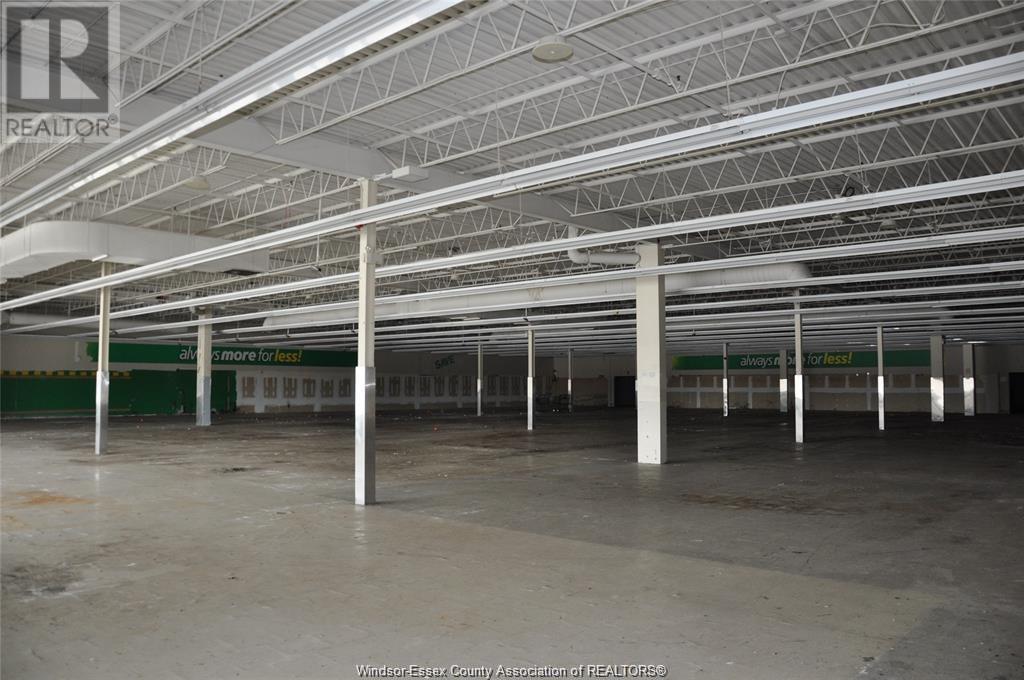2491 Dougall Unit# 1a Property Photo 4