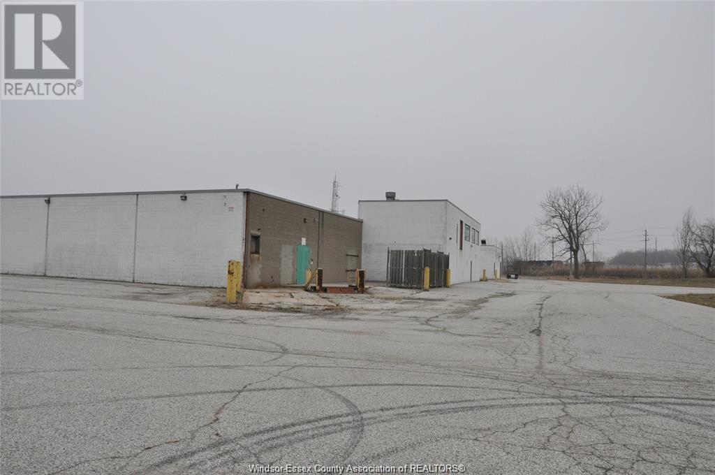 2491 Dougall Unit# 1a Property Photo 16