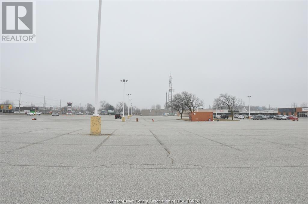 2491 Dougall Unit# 1a Property Photo 17