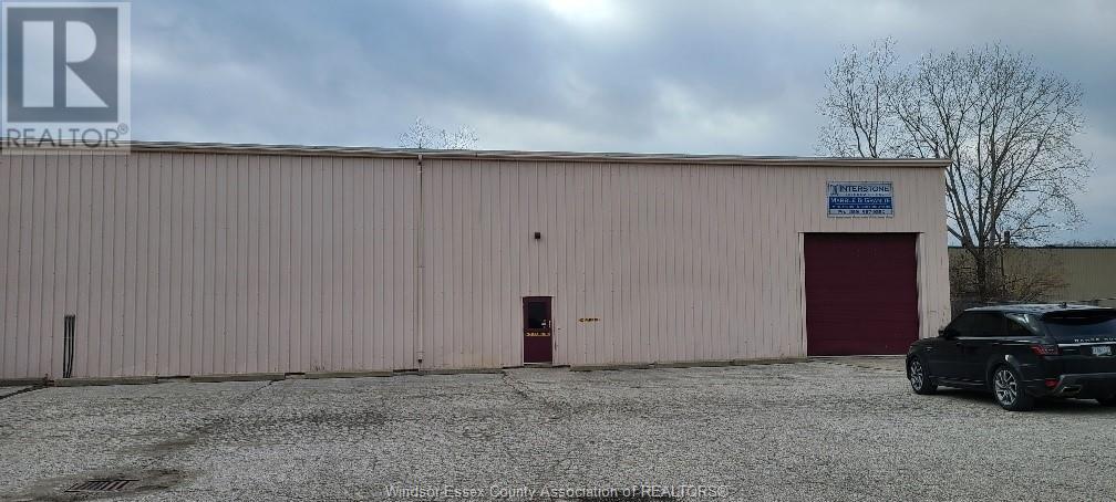 2679 Howard Property Photo 3