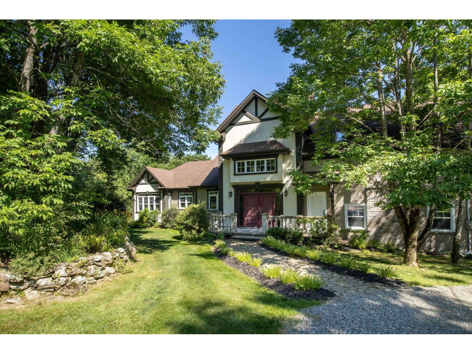 779 Ch. Biron Property Photo 1