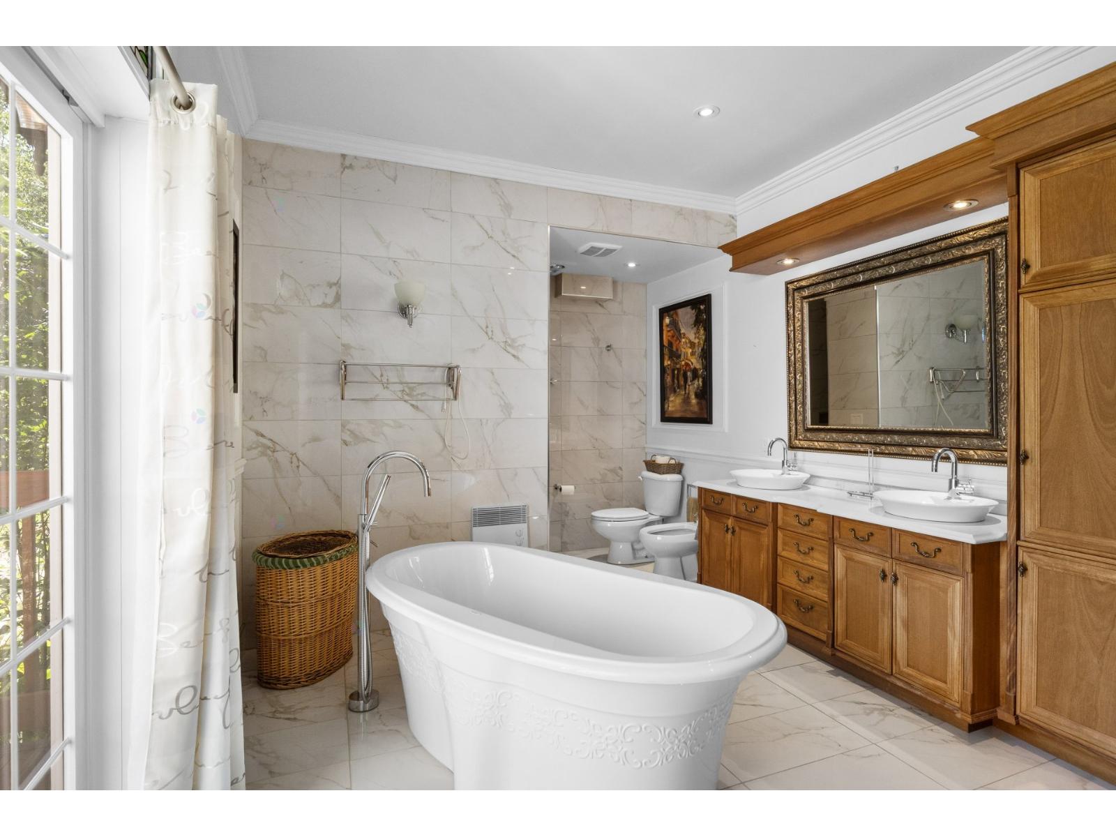779 Ch. Biron Property Photo 25