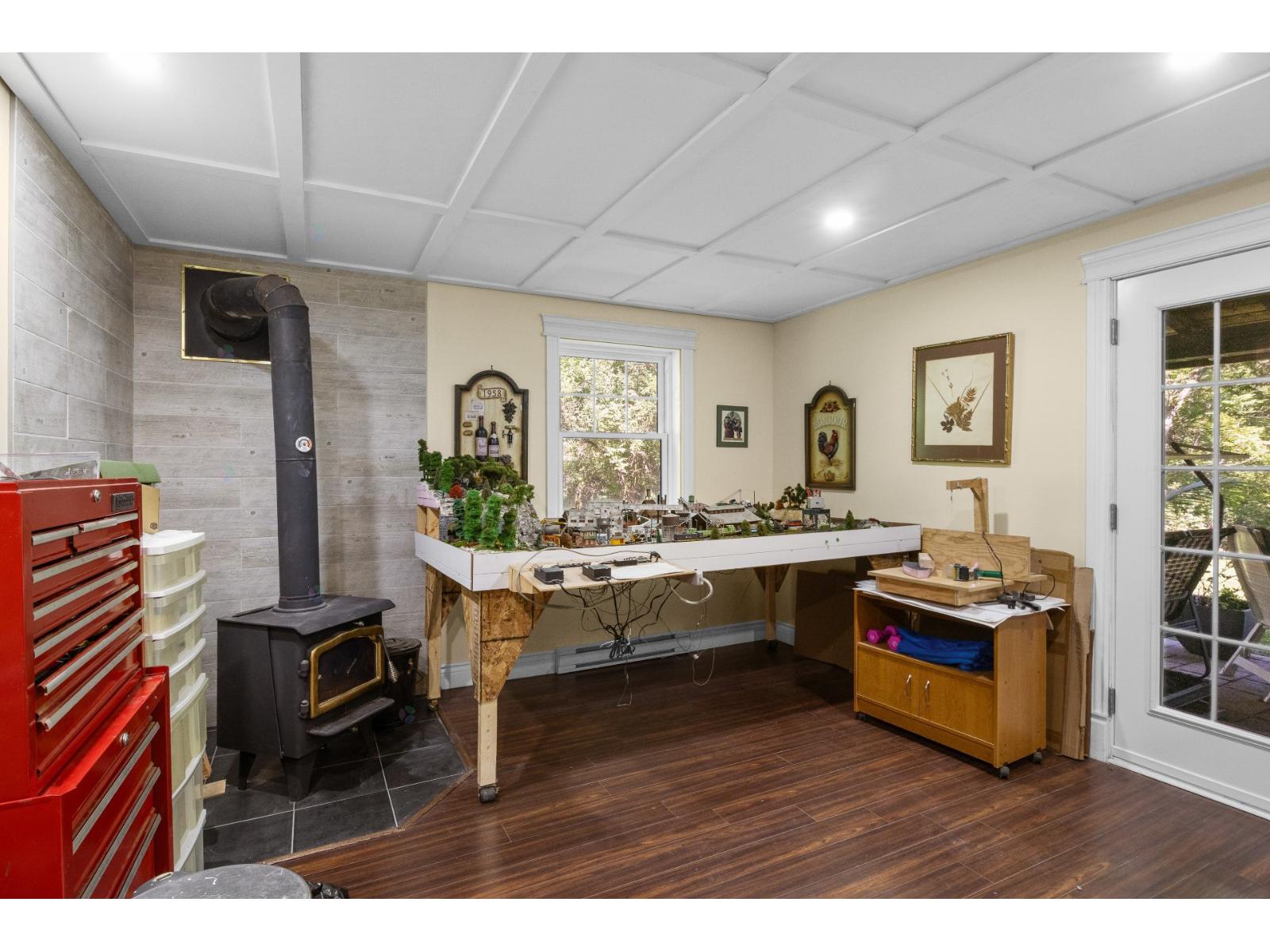 779 Ch. Biron Property Photo 44