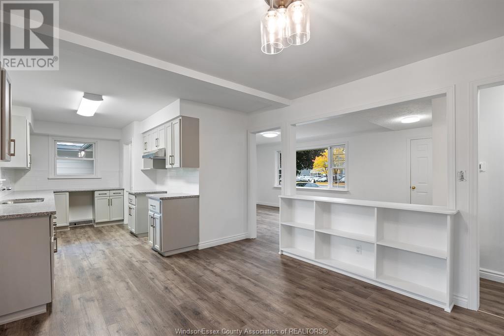 3945-85 Dougall Avenue Property Photo 19