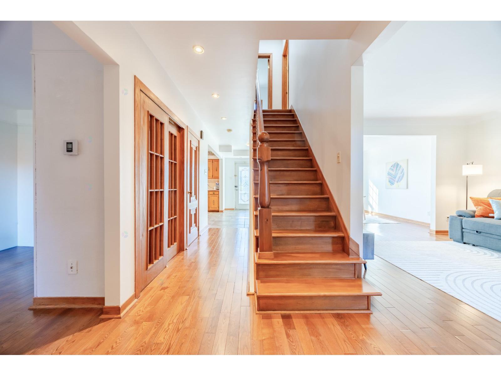 305 Av. Victor-hugo Property Photo 4