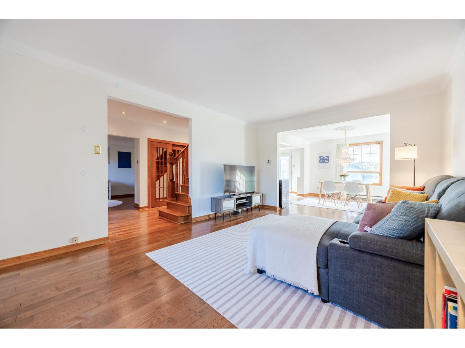 305 Av. Victor-hugo Property Photo 6