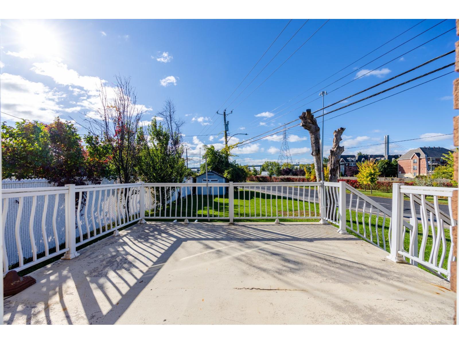 305 Av. Victor-hugo Property Photo 39