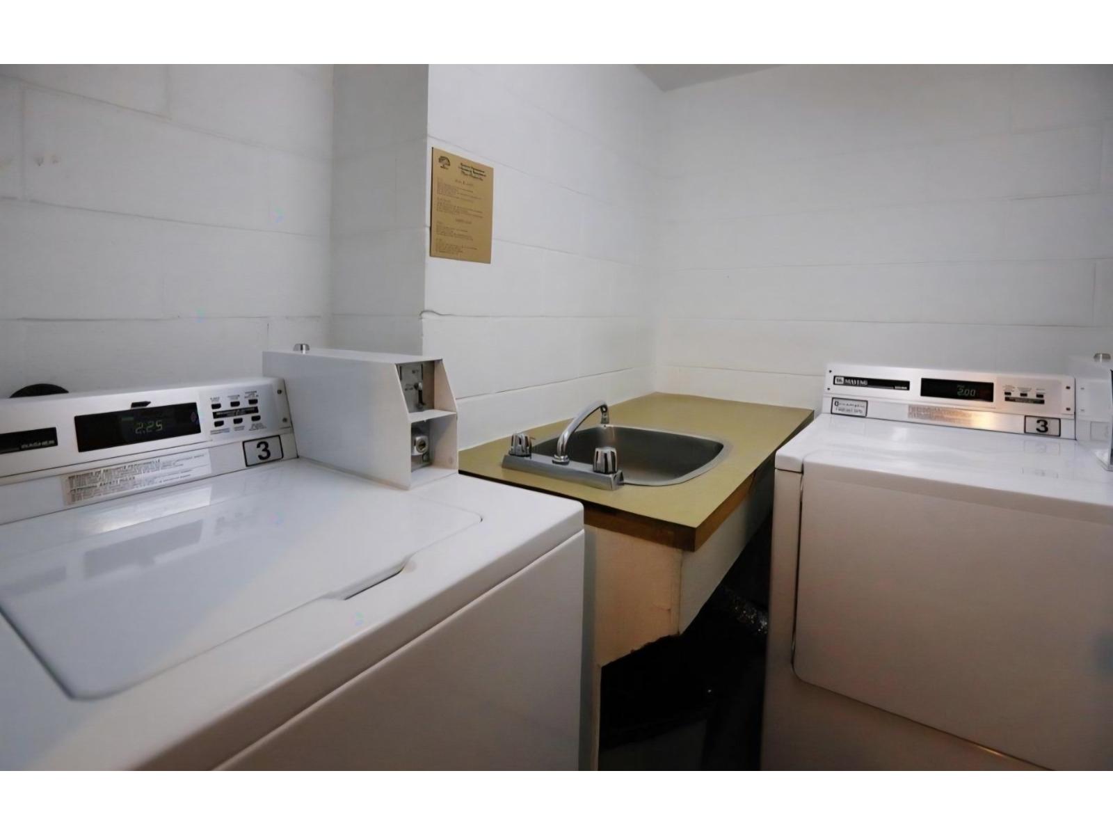 3470 Rue Simpson, #403 Property Photo 10