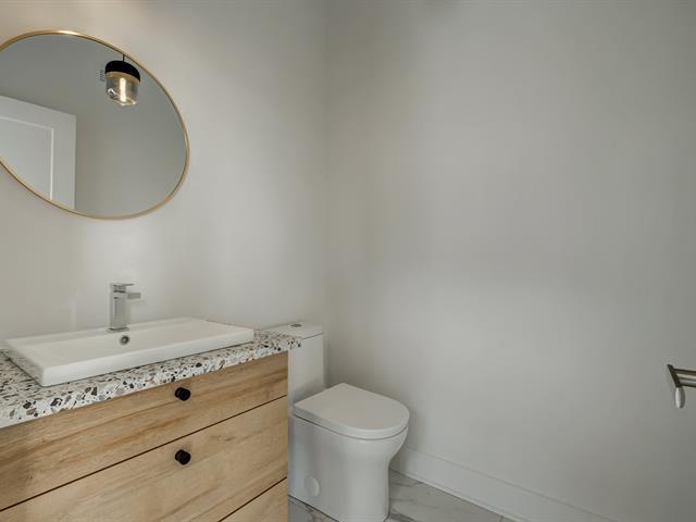 237-275 Rue D'ambre Property Photo 15