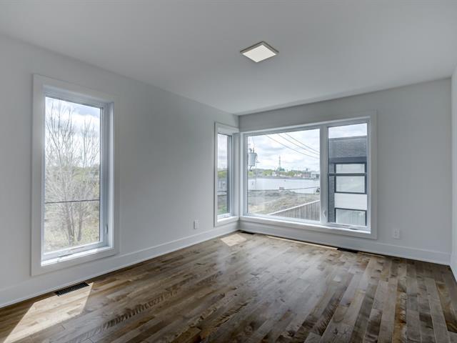 237-275 Rue D'ambre Property Photo 16