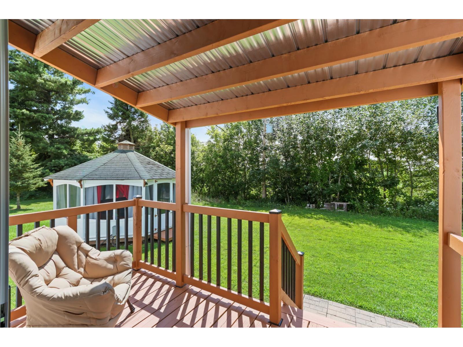 1260 4e Avenue Property Photo 15