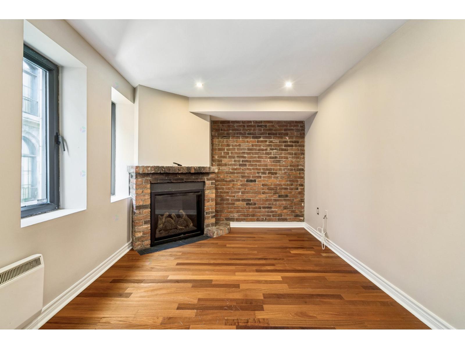 460 Rue St-jean, #301 Property Photo 3