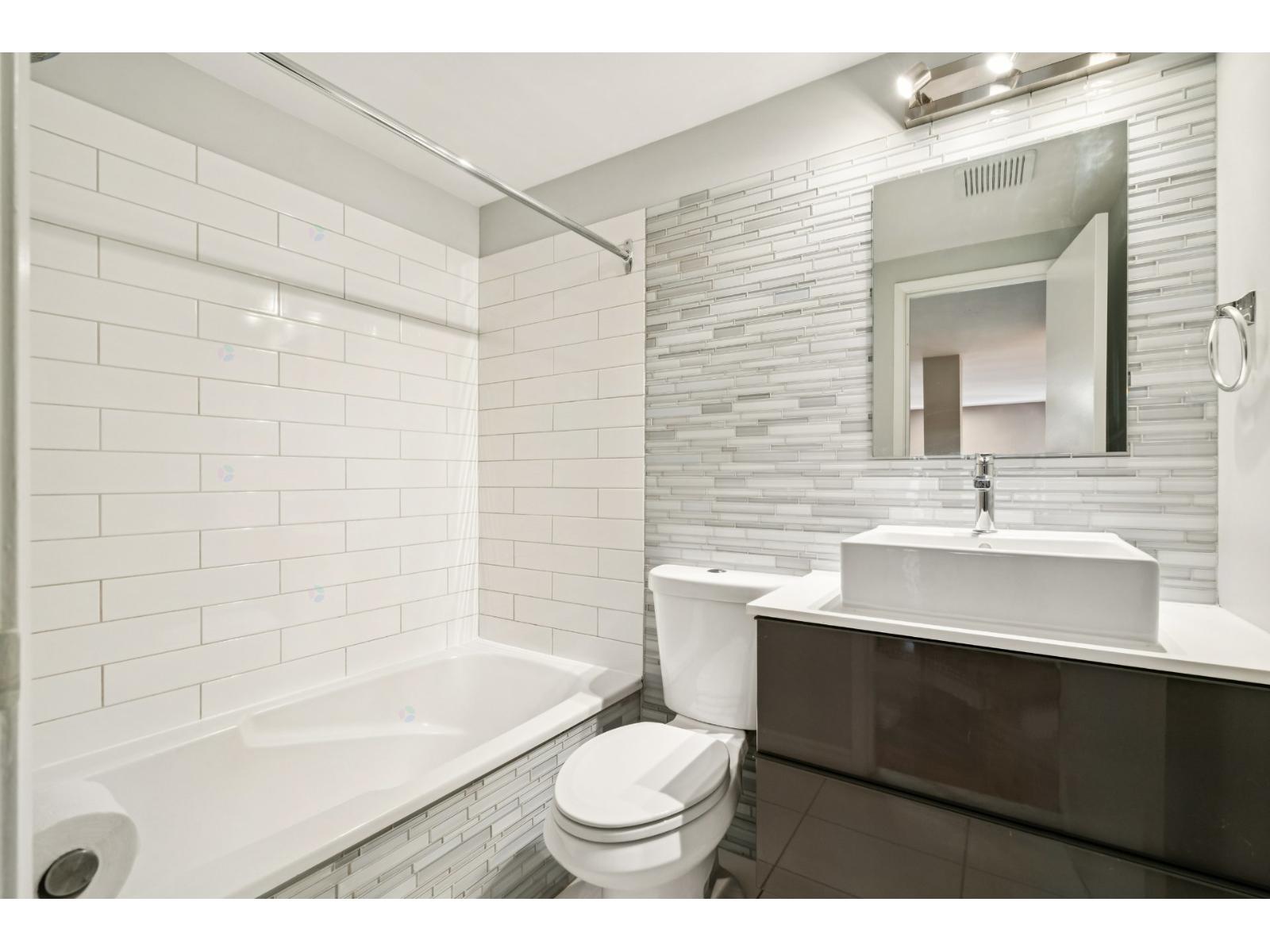 460 Rue St-jean, #301 Property Photo 11