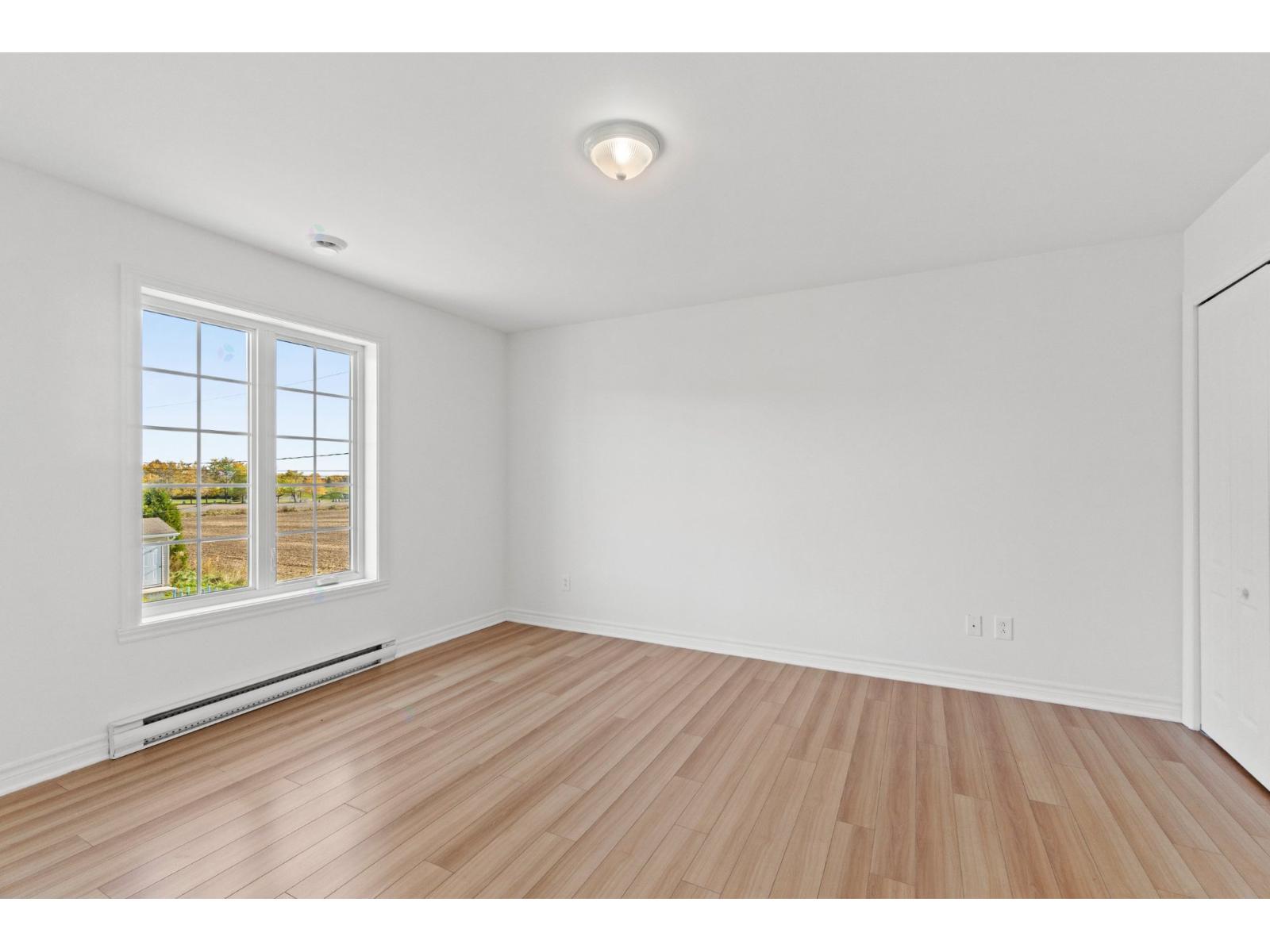 217 2e Rue Property Photo 12