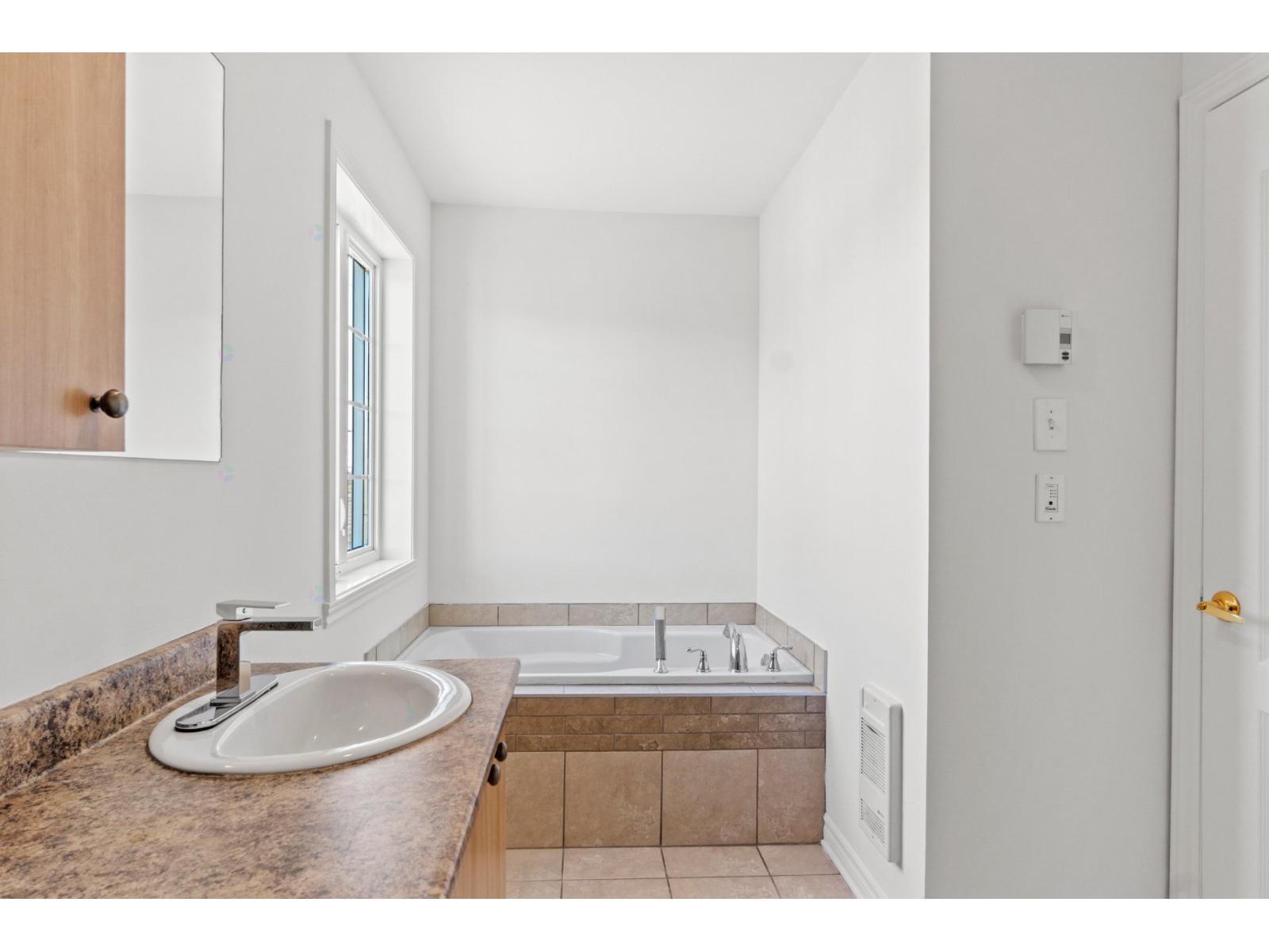 217 2e Rue Property Photo 16
