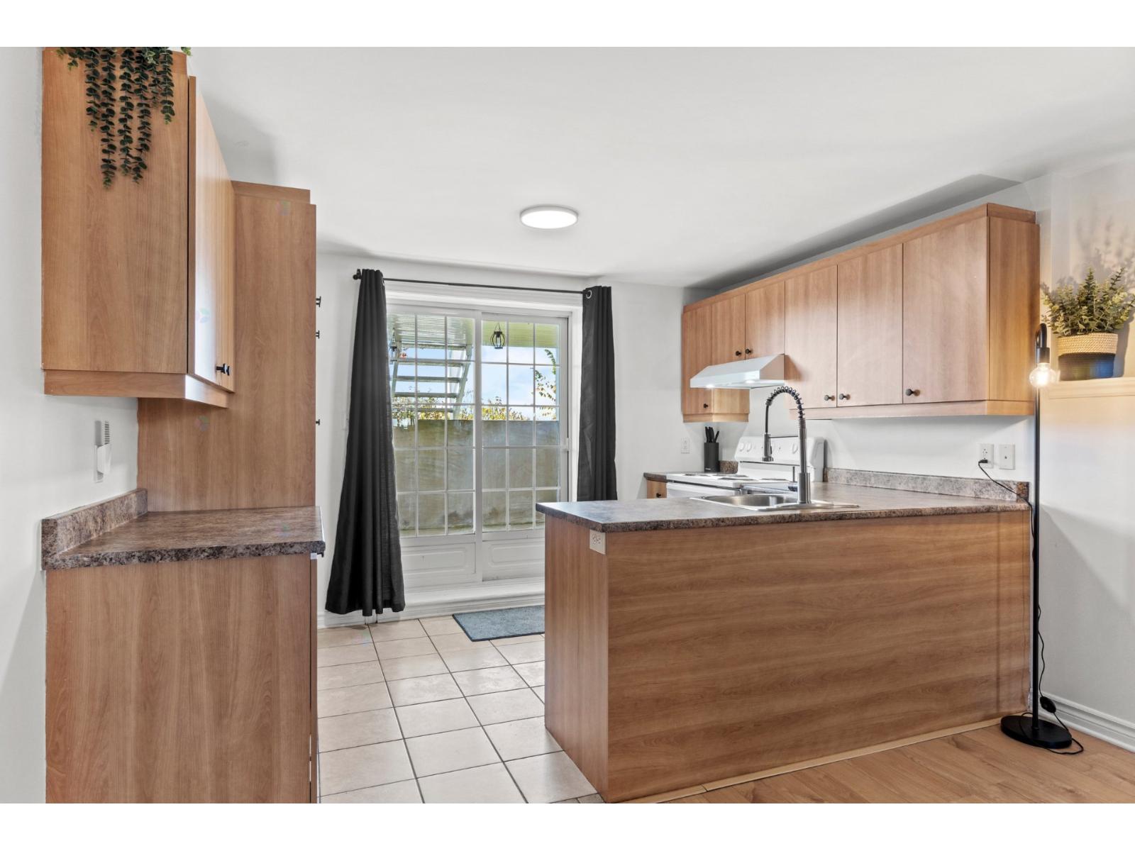 217 2e Rue Property Photo 42
