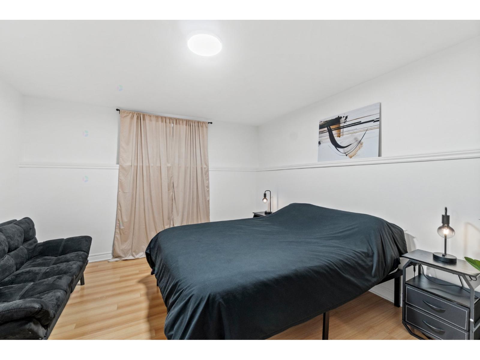 217 2e Rue Property Photo 44