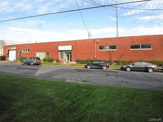 24 Rue St-louis, #140 Property Photo 10