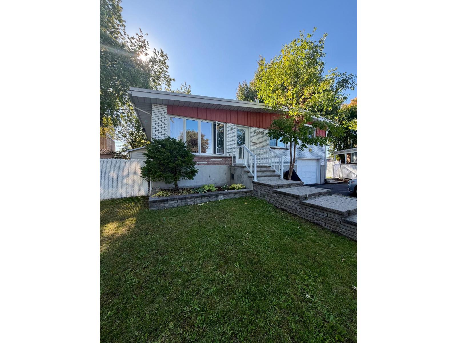 6090 Rue Arthur Property Photo 1