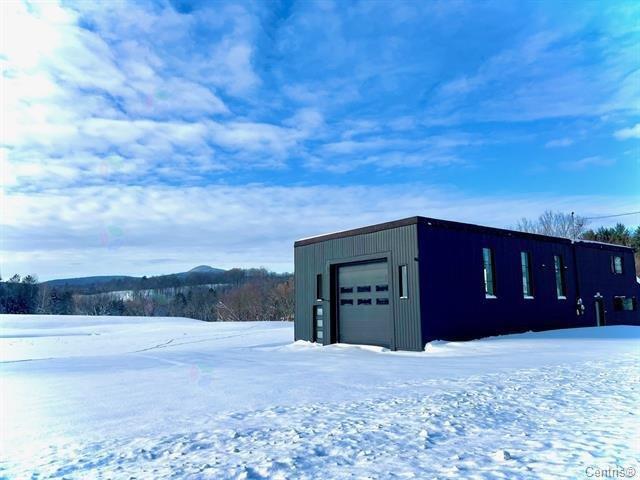 100z Rue Thibault S. Property Photo 29