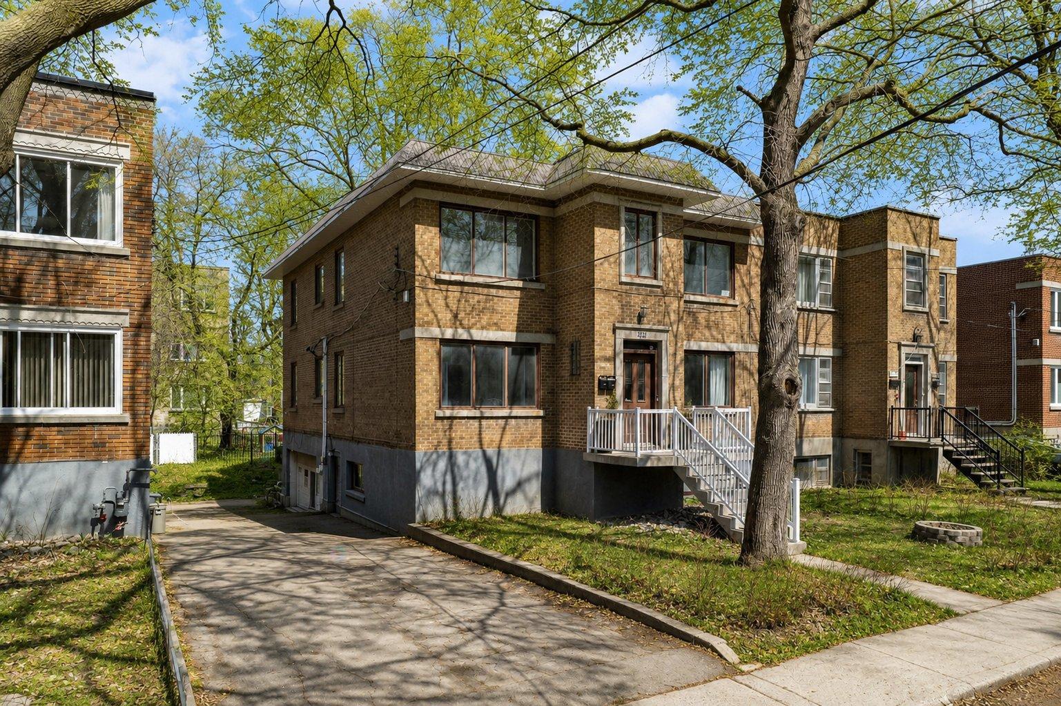 4919-4921 Av. Montclair Property Photo 1