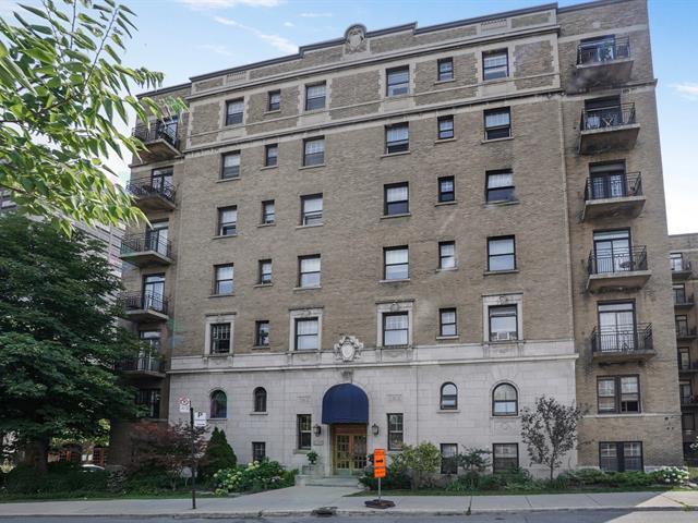 406 Av. Des Pins O., #25 Property Photo 1