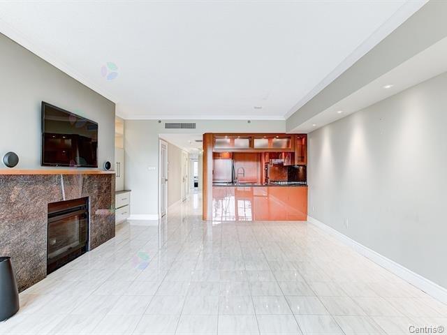 2500 Av. Pierre-dupuy, #302 Property Photo 5