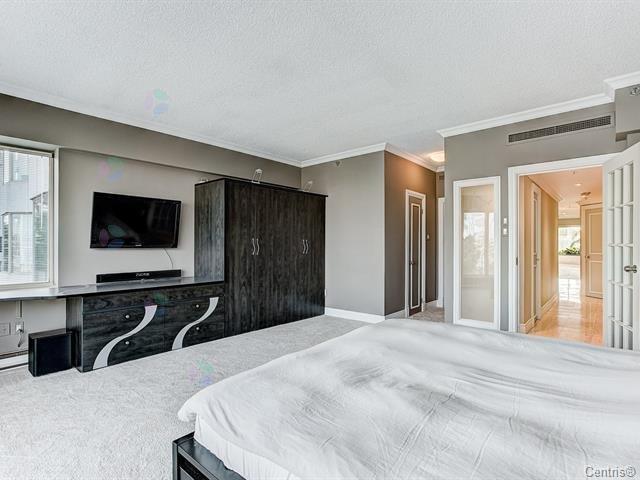 2500 Av. Pierre-dupuy, #302 Property Photo 13