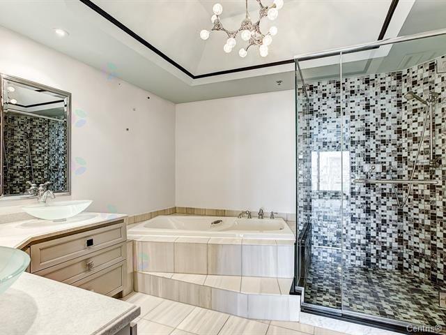 2500 Av. Pierre-dupuy, #302 Property Photo 14