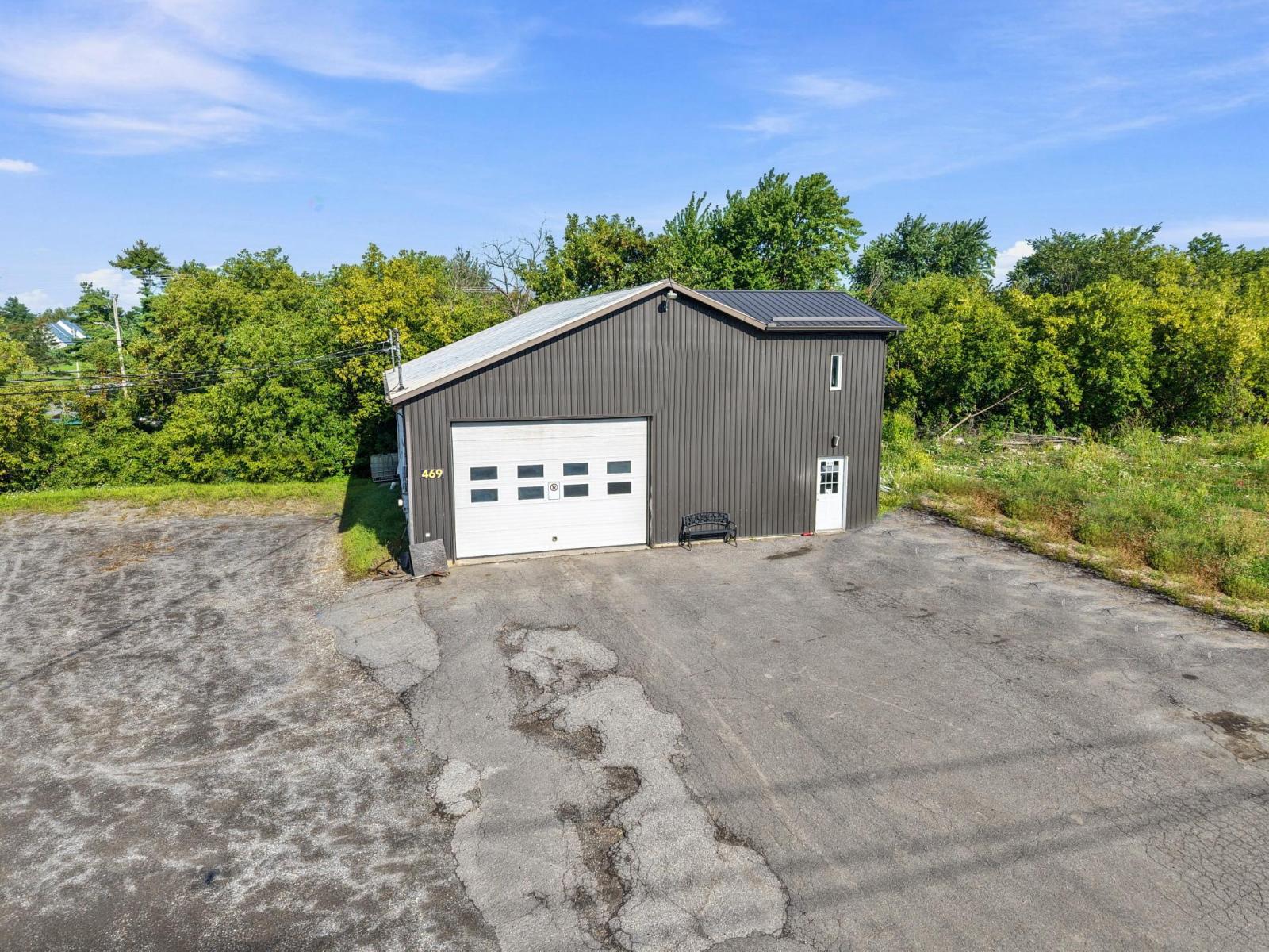469 Rg Notre-dame Property Photo 9