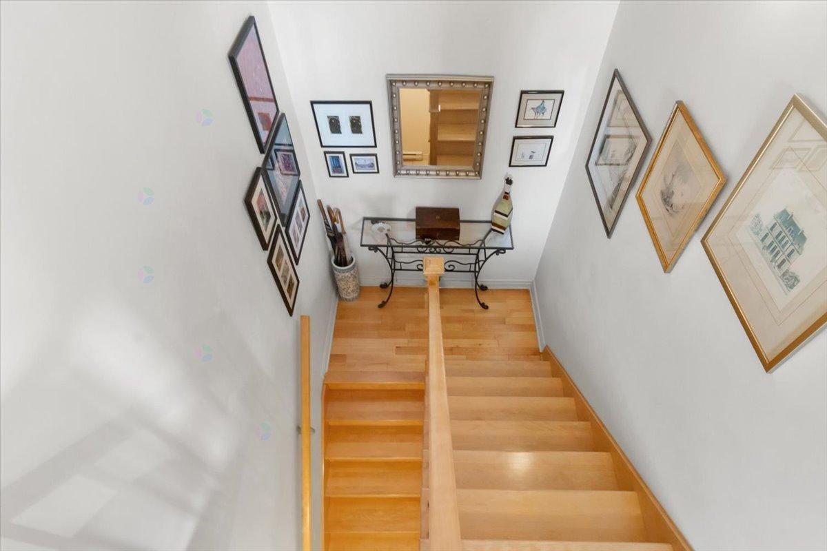 740 Rue De L'église, #301 Property Photo 3