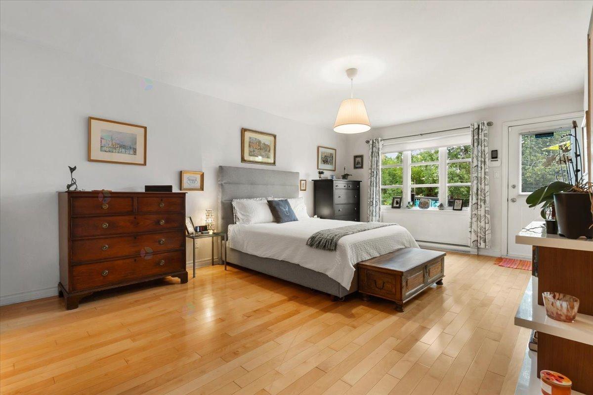 740 Rue De L'église, #301 Property Photo 14