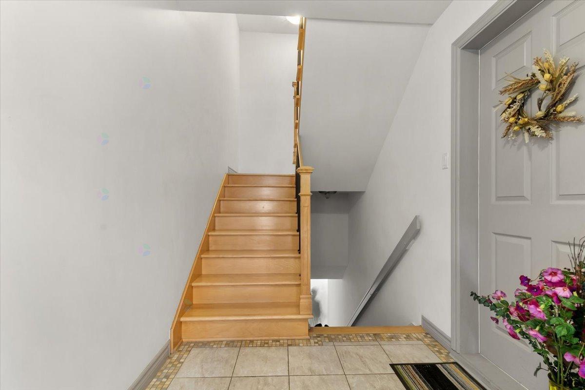 740 Rue De L'église, #301 Property Photo 27