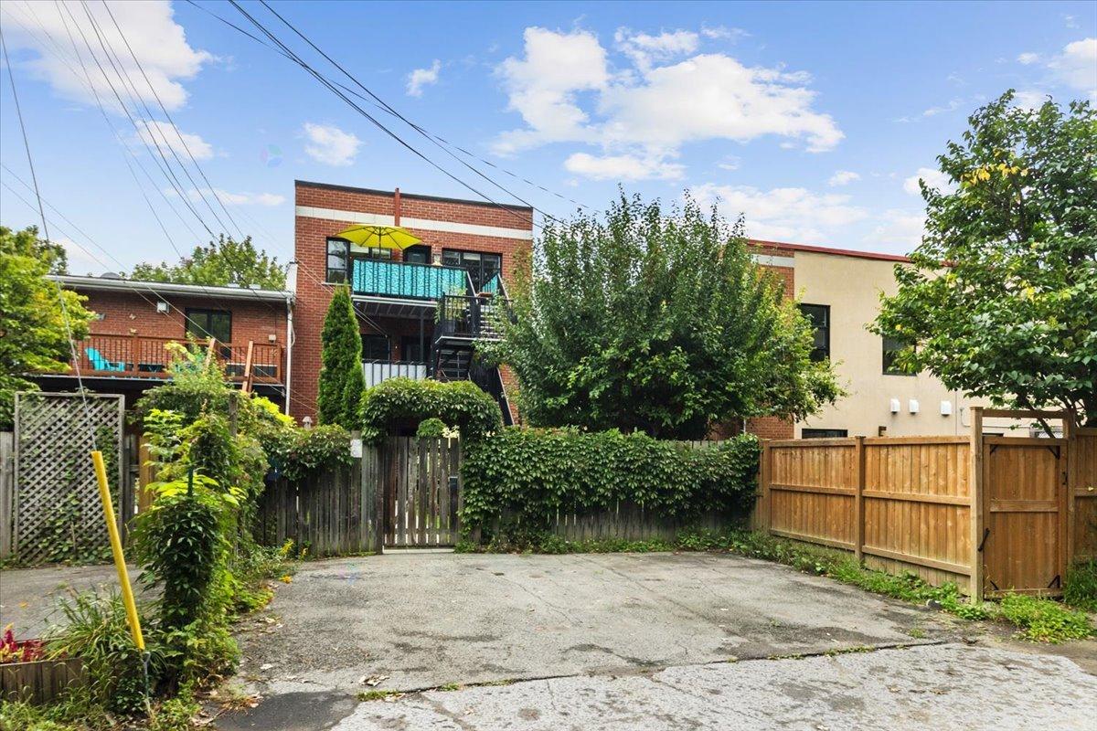740 Rue De L'église, #301 Property Photo 29