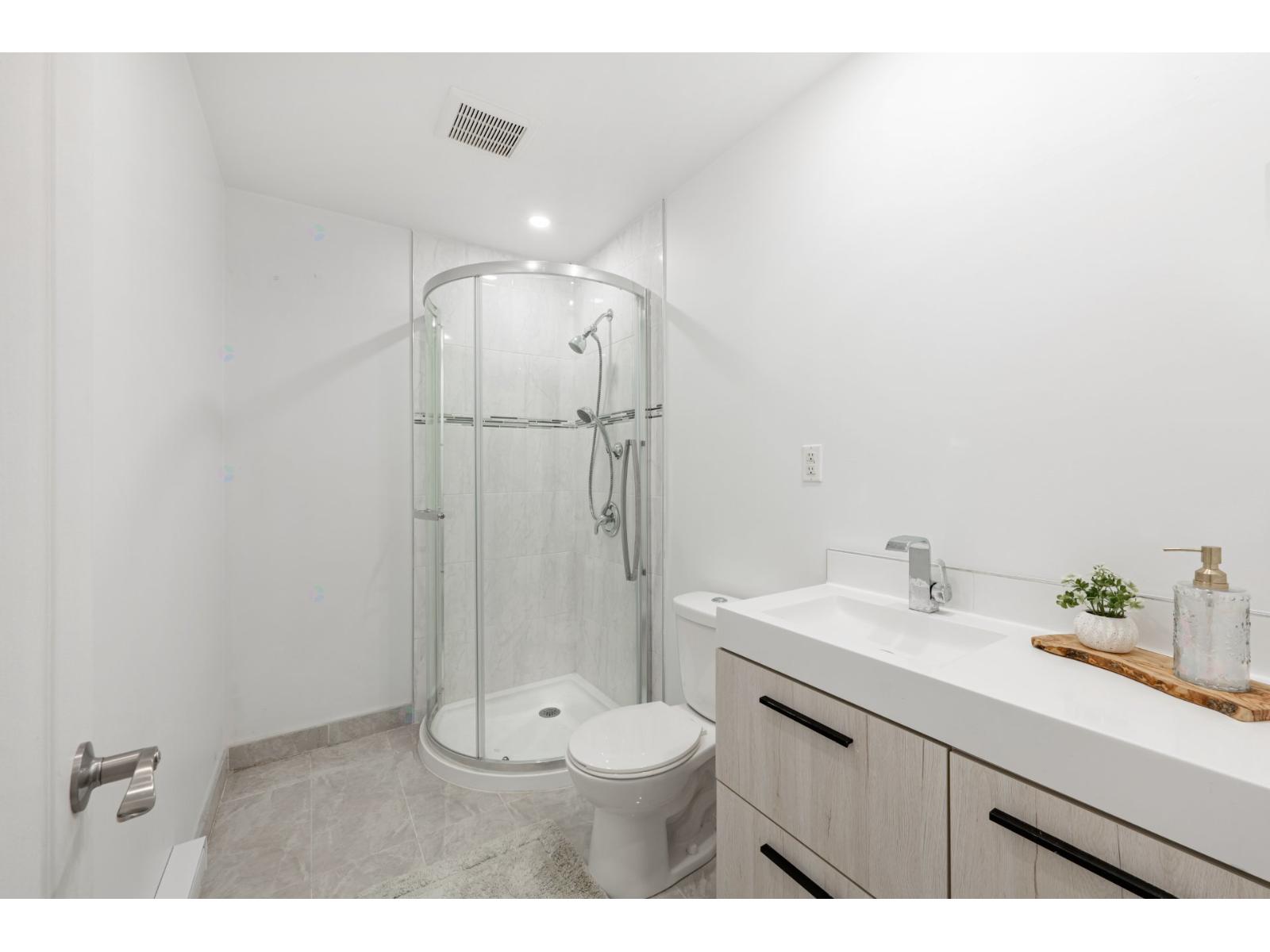 6320 Rue Césaire Property Photo 36