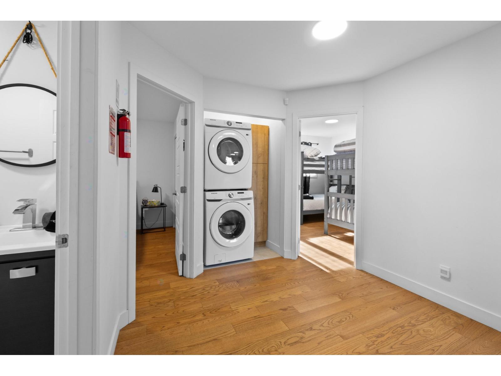 100 Rue Des Coteaux Property Photo 22