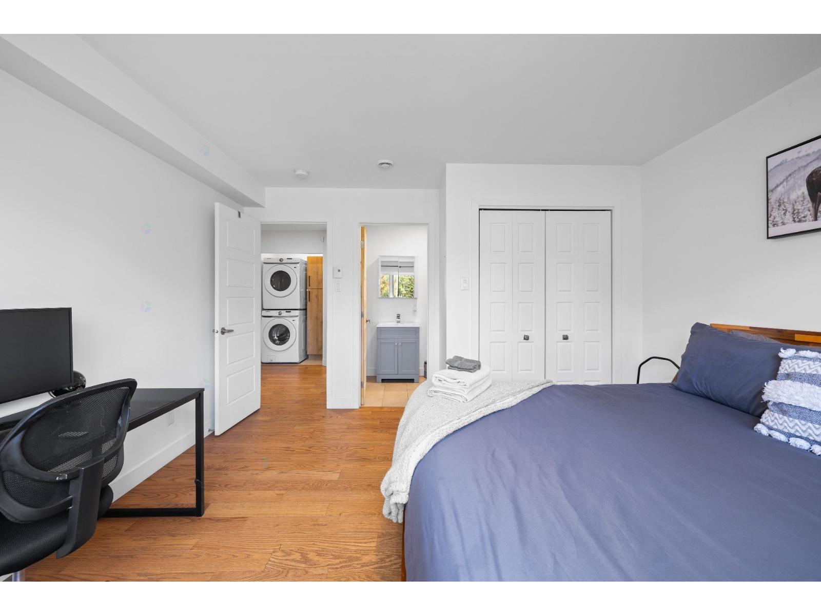 100 Rue Des Coteaux Property Photo 25