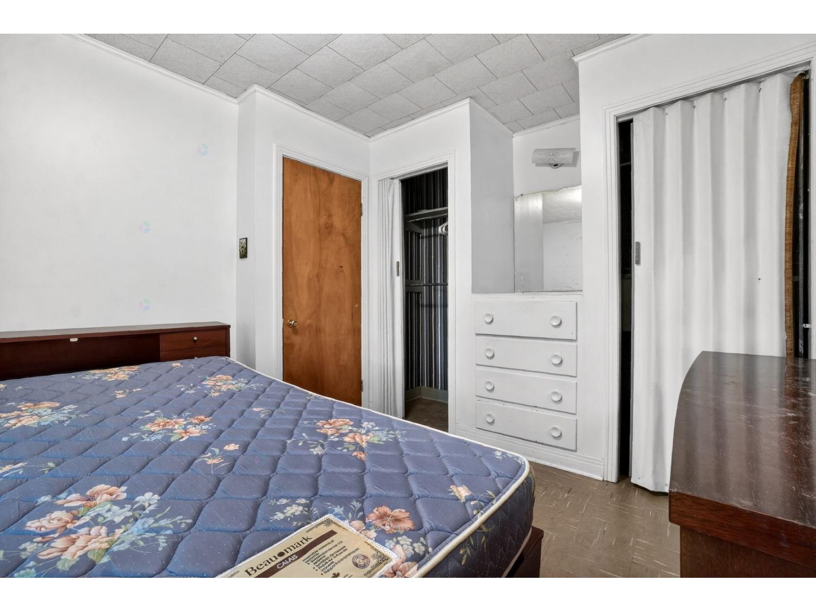 885 43e Avenue Property Photo 15