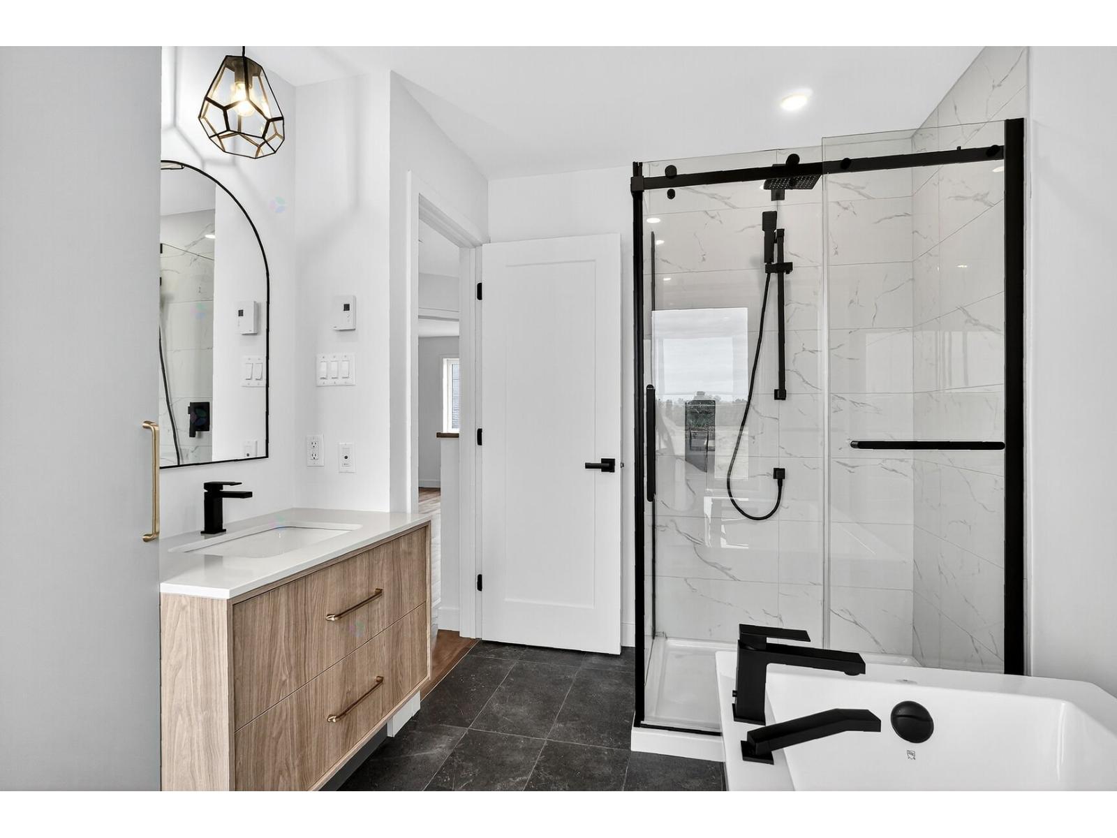 48 Rue Arlette-vincter Property Photo 13