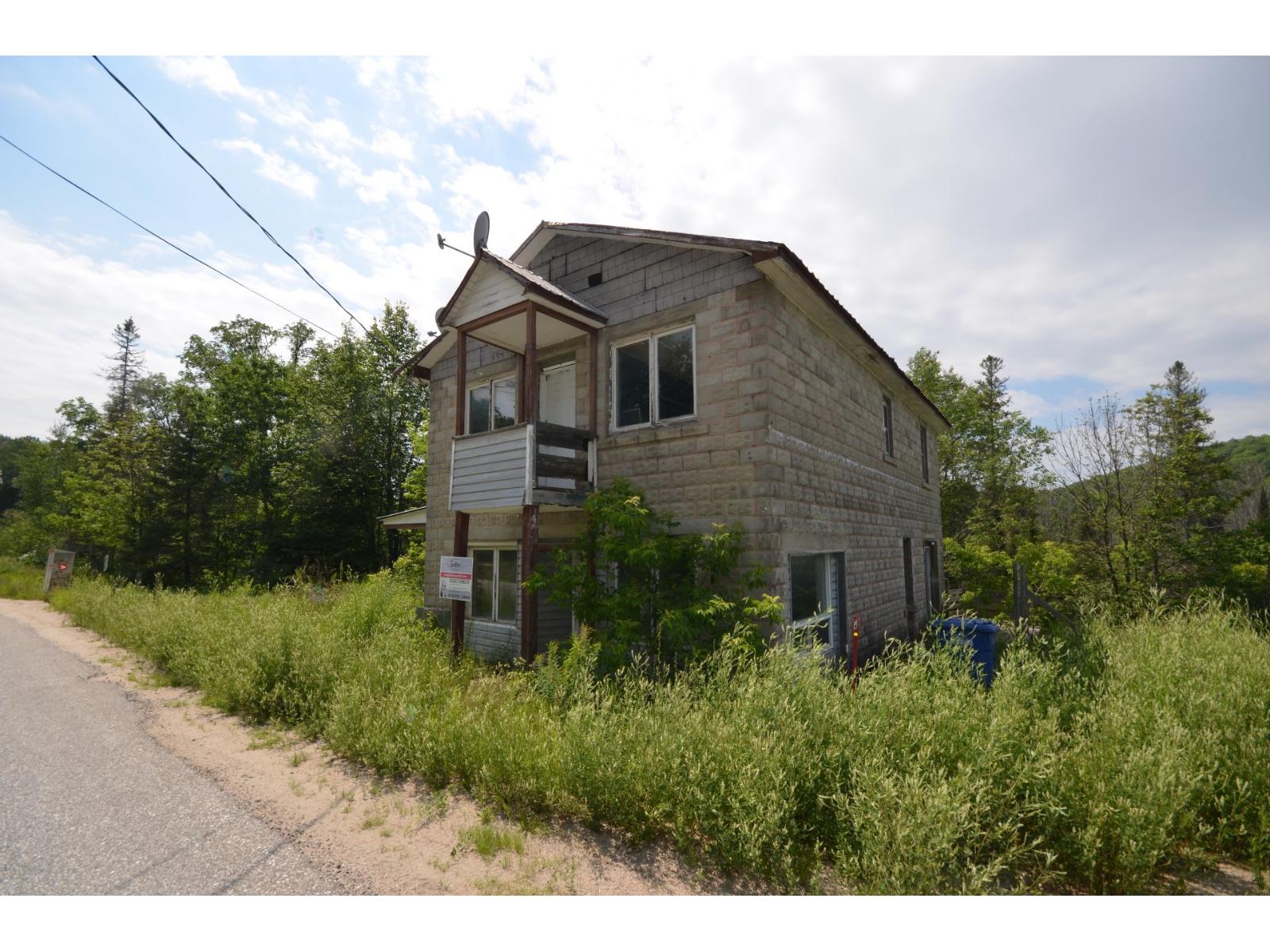 471 Ch. Du Poisson-blanc Property Photo 2