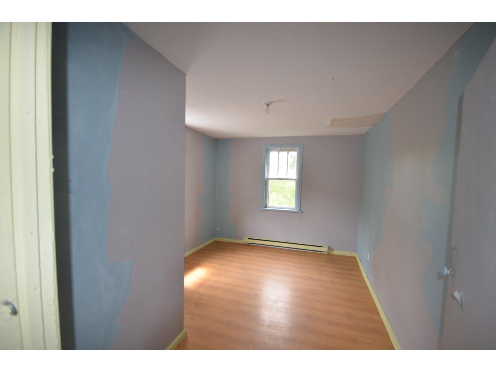471 Ch. Du Poisson-blanc Property Photo 12
