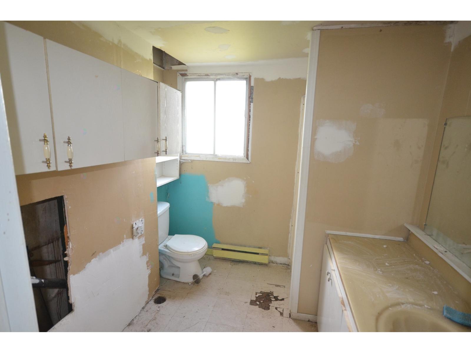 471 Ch. Du Poisson-blanc Property Photo 18
