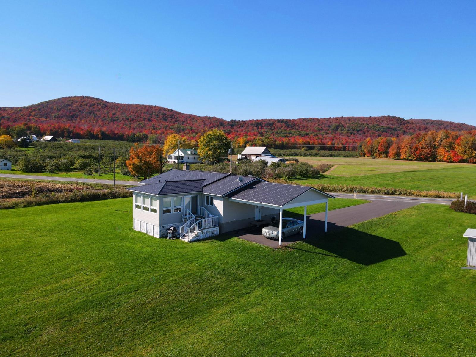 106 Rg De La Caroline Property Photo 11