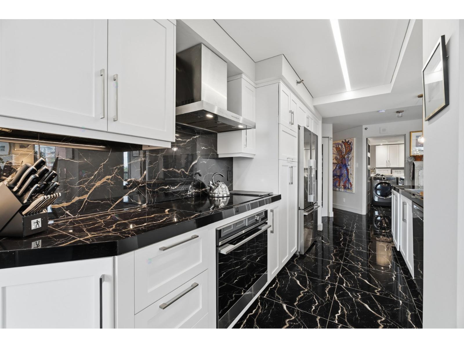 8245 Boul. St-Laurent, #501 Property Photo 1