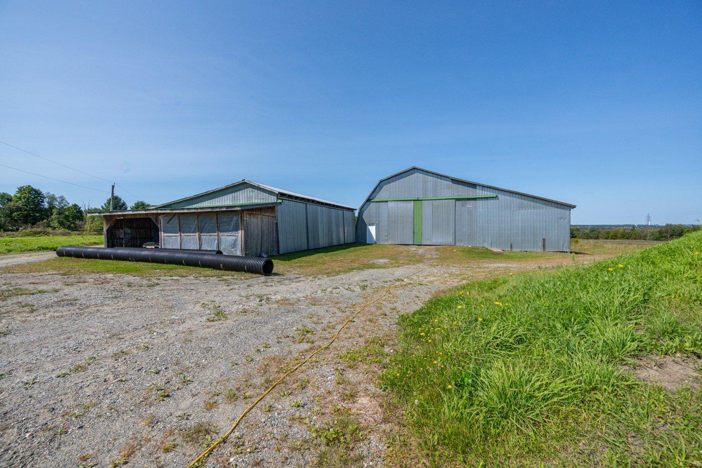 5771z Ch. De Ste-catherine Property Photo 29