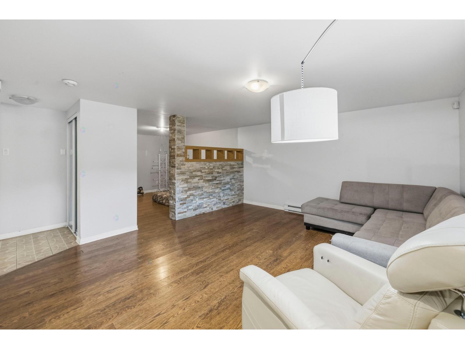 16 Rue Robitaille Property Photo 40