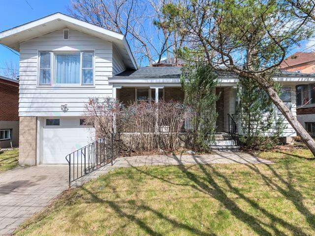 457 Av. Brock N. Property Photo 1