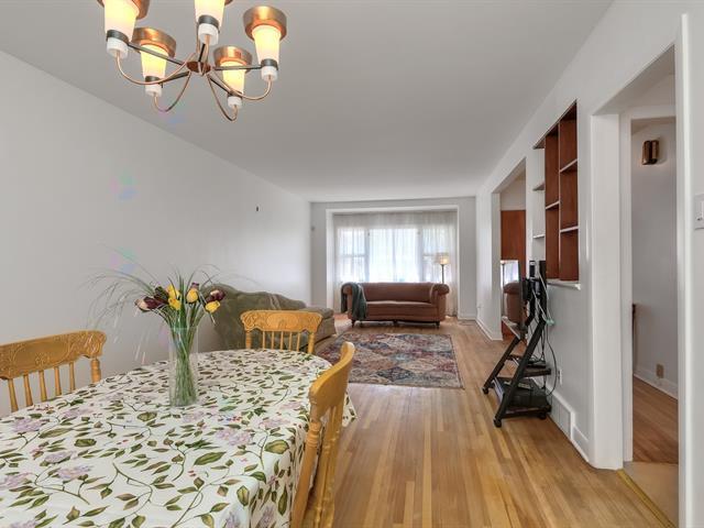 457 Av. Brock N. Property Photo 8