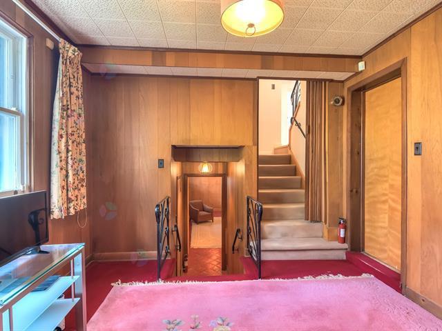 457 Av. Brock N. Property Photo 20